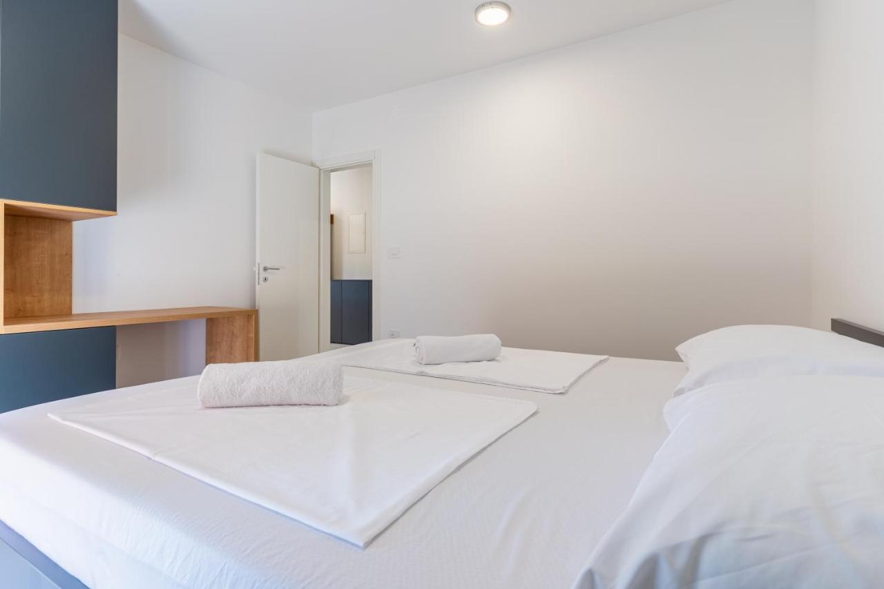 Blue Sorbeto Apartment Đảo Đảo Cres Ngoại thất bức ảnh